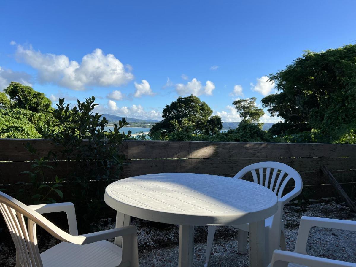 Ocean Hills Kouri Hotell Nakijin Exteriör bild