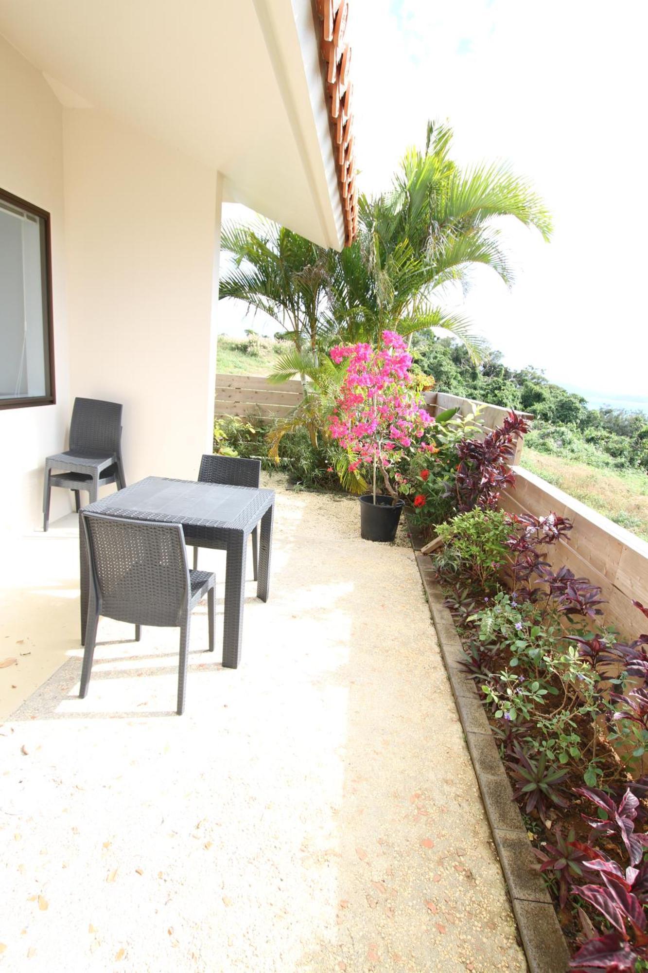 Ocean Hills Kouri Hotell Nakijin Rum bild