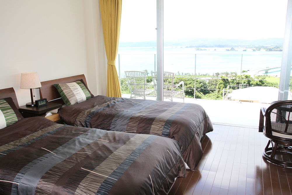 Ocean Hills Kouri Hotell Nakijin Exteriör bild