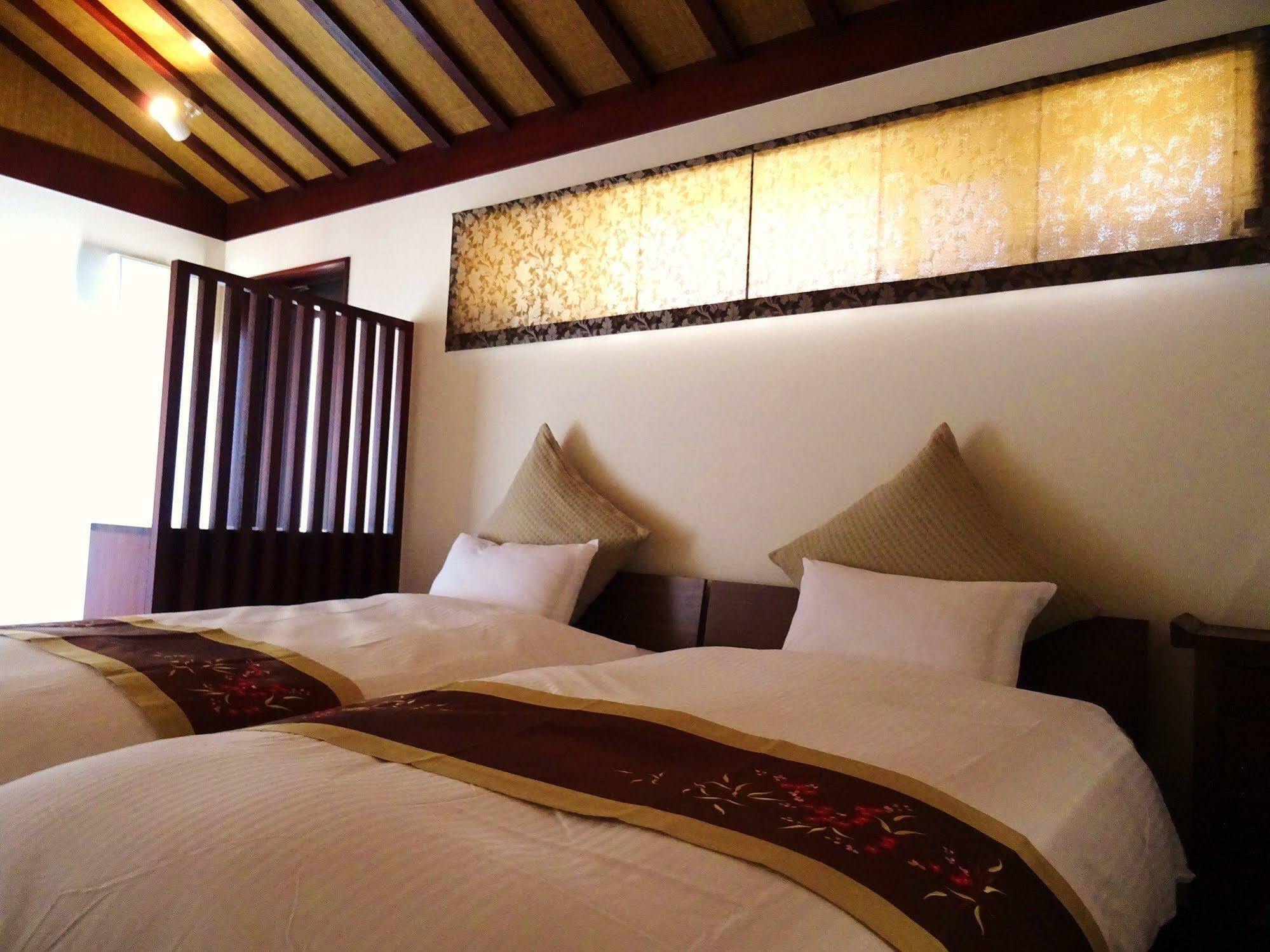 Ocean Hills Kouri Hotell Nakijin Exteriör bild