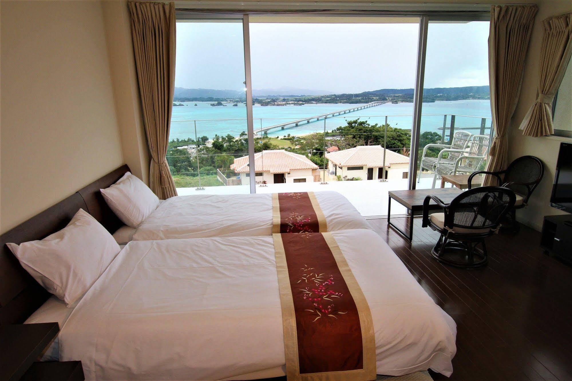 Ocean Hills Kouri Hotell Nakijin Exteriör bild